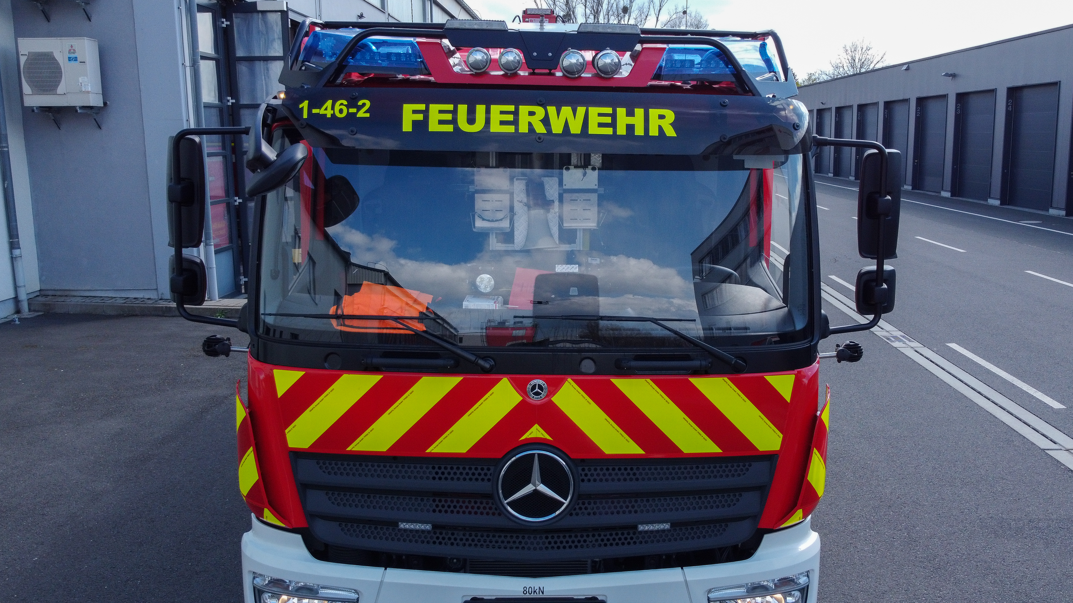 Hlf Detail _2_